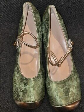 Snazzy Green Gold Floral Shoes, Short Heel, Mary Jane Style.